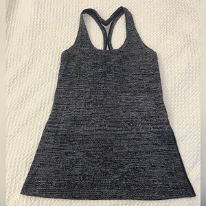 Lulu lemon workout top